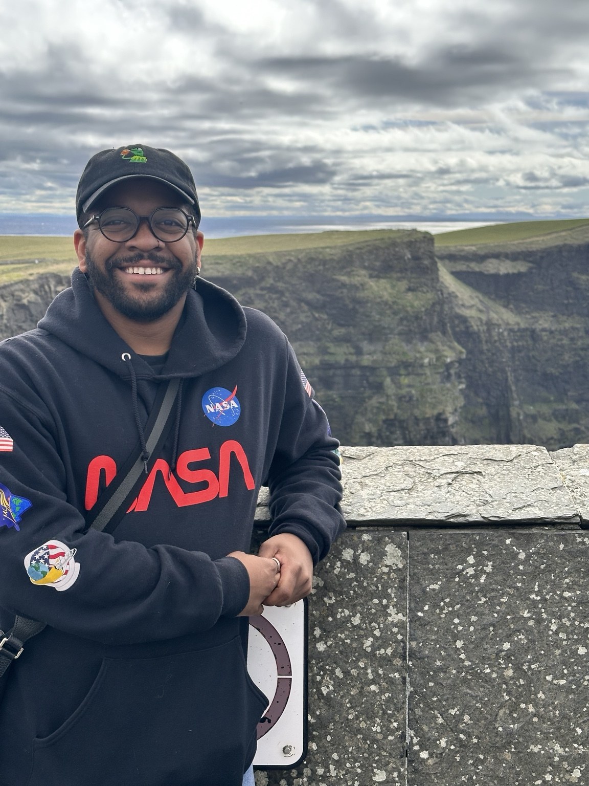 Jamere at the Cliffs of Moher